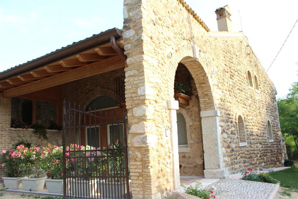 Giardino Degli Ulivi Apartment Каприно Веронезе Екстериор снимка